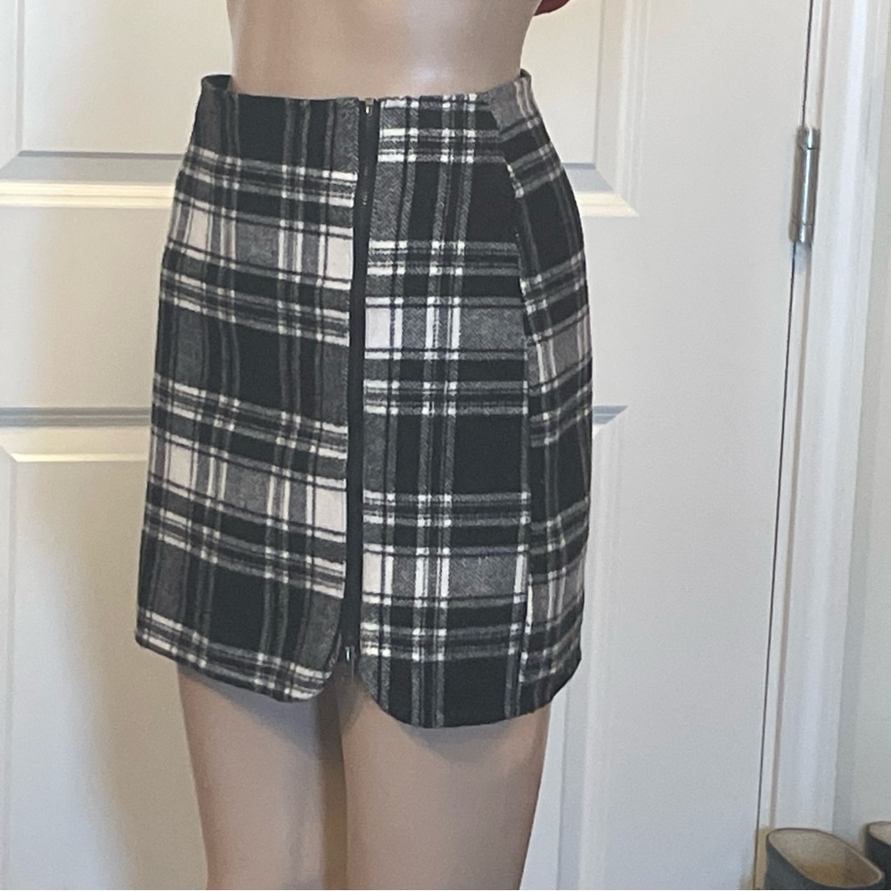 NWOT Hollister Wool Blend Plaid Mini Short Skirt Black White Academia Y2K Sz 0
